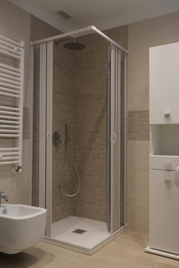 Homega - City Center New Apartment バーリ エクステリア 写真