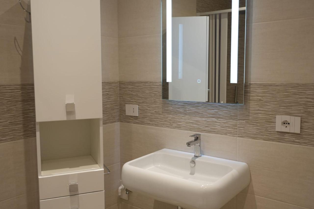 Homega - City Center New Apartment バーリ エクステリア 写真